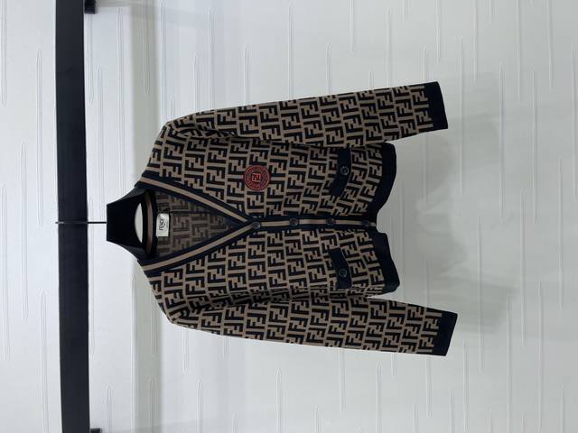 New, original, high-quality Fend* 2025 Early Fall Collection! V-neck jacquard k