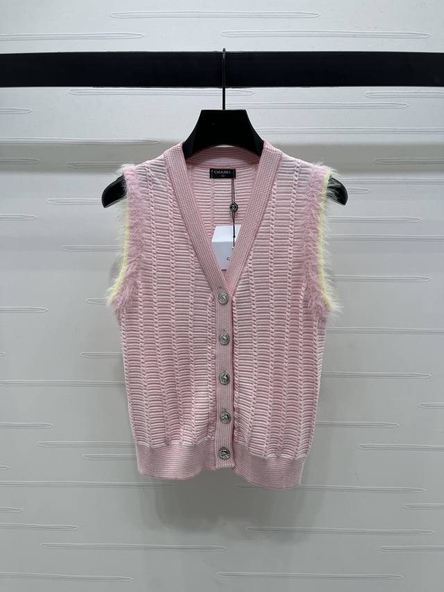 New, original, high-quality Chane* 2025 Early Fall Collection! Contrast-color k