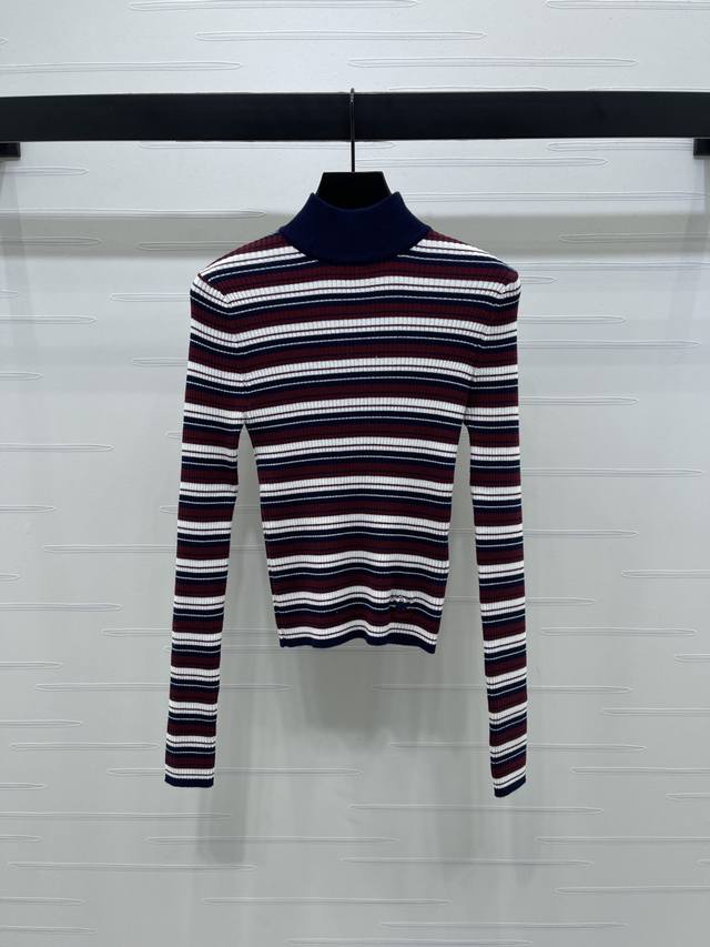 New, original, high-quality Celin* 2025 Early Fall collection! Small stand-up c