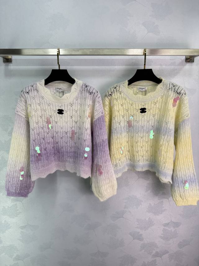 Ch*25 New Early Fall Gradient Round Neck Knit Top. Custom-made wool blend fabric