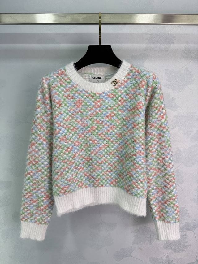Ch*25 New autumn/winter colorful knitted sweater with a white base and red, blue