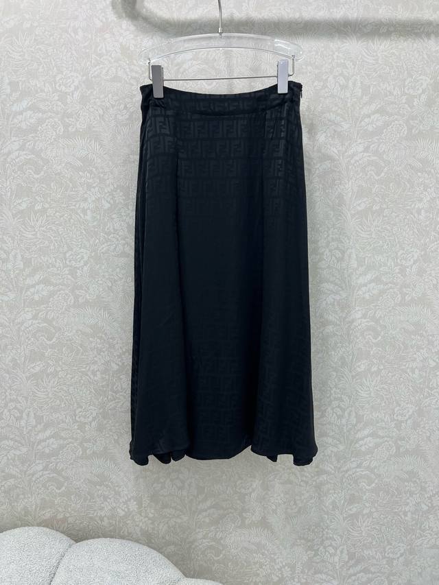 Fend *25 New jacquard pattern skirt, custom made with Yb imported jacquard mater