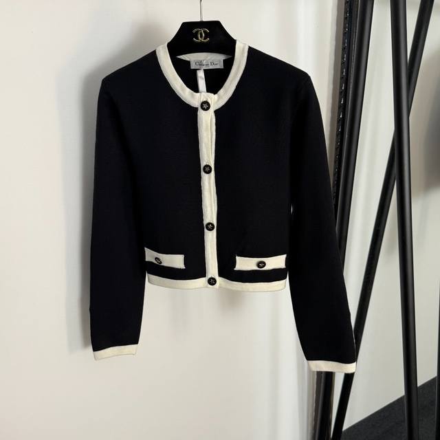 Style No. 20255107 Dio* new five-pointed star button round neck long-sleeved kn