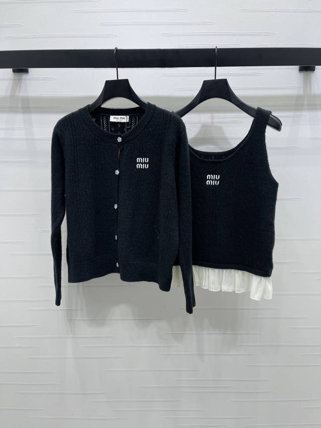 New, original, high-quality, Miumi* 2025 Early Fall Collection! Vest and cardig