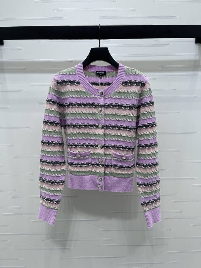 New, original, high-quality Chane* 2025 Early Fall Collection! Colorful striped