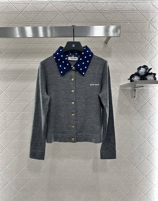 Miumi*2025 new arrivals: polka dot contrast collar knitted cardigan. is custom-w