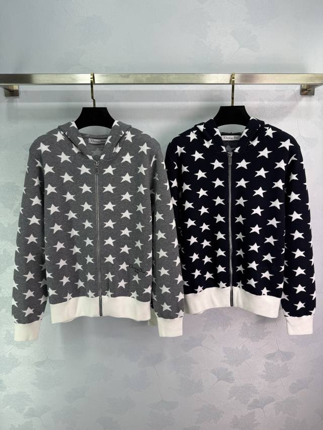 Dio*25 New Early Fall Star Hooded Jacket with a star print design and zippered c