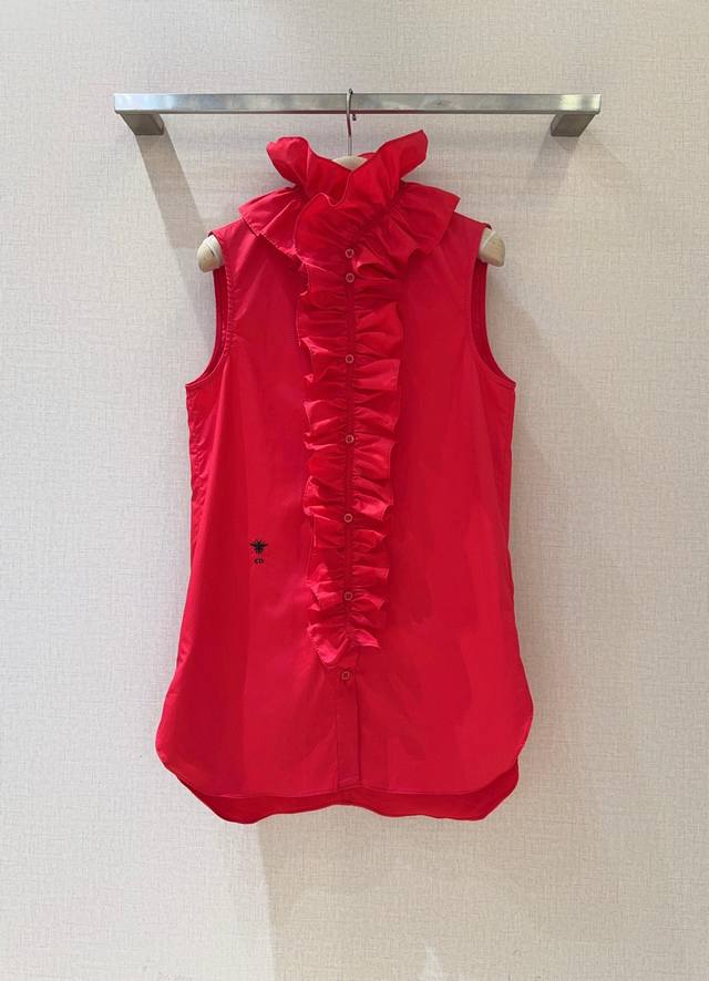 D's 25th autumn and winter new vest shirt ~ This sleeveless vest has a very styl