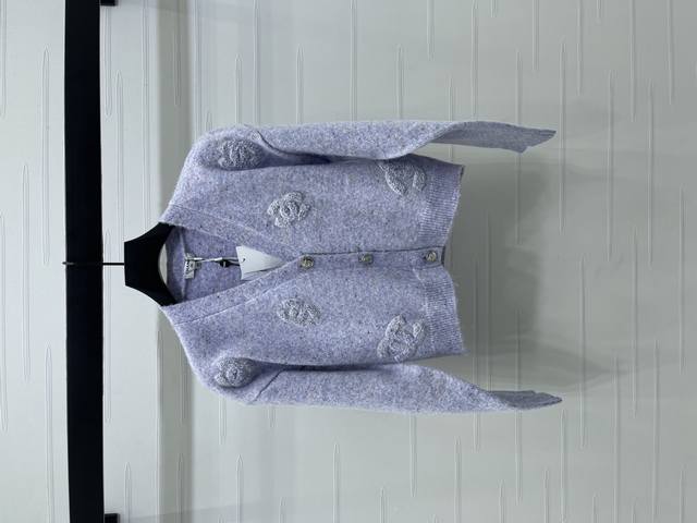 New, original, high-quality Chane* 2025 Early Fall Collection! Double C knitted