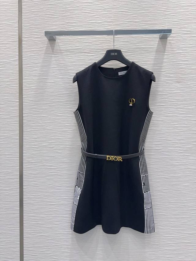 Christian Dio*'s new 2025Fw vest dress is stylish, understated, and luxurious! T