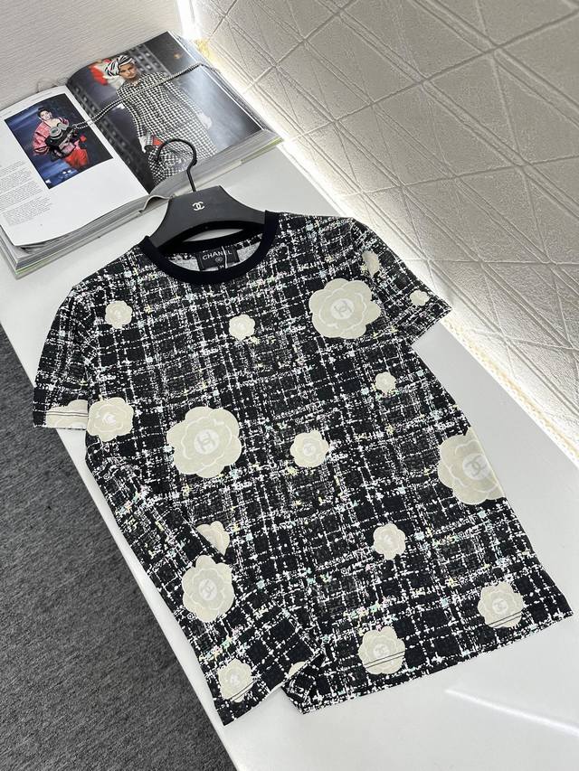 Chane*2025 new arrivals: round-neck Camellia DDD. Custom Yb mercerized cotton ma