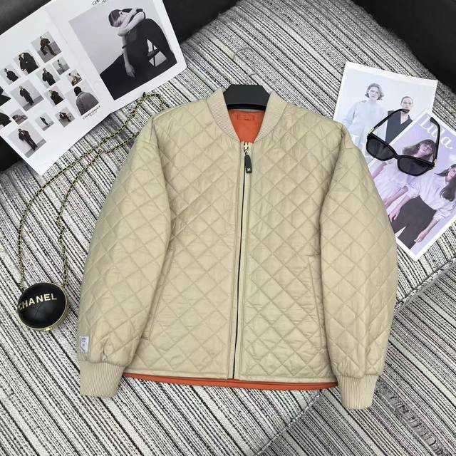 Highly recommend the Maxmar* 25Fw early fall new reversible diamond-patterned q