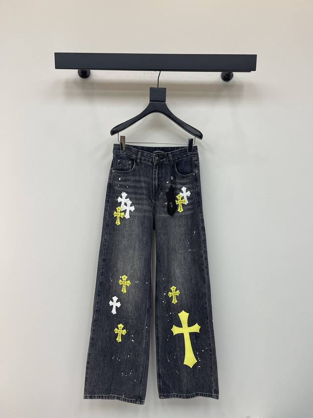 Chrome Heart's new cross straight jeans, the annual cross pants champion, featur