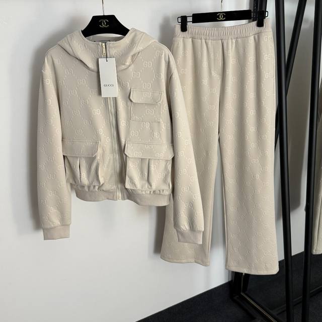 Style No. 20255048 Gucc* new sports suit, monogram GG embossed multi-pocket lon