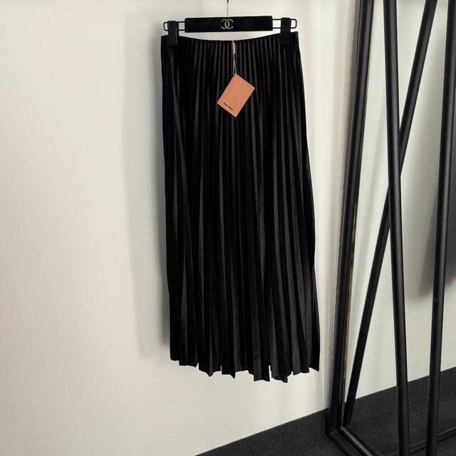 Style No. 20255040 Miumi* new elastic waist velvet pleated skirt, black, red, b