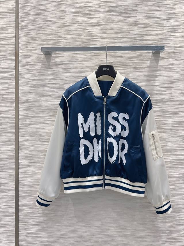Christian Dio*'s new 2025Fw baseball jacket is incredibly stylish. This high-end
