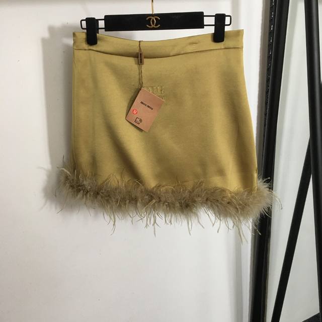 Style No. 2368 Miumi* new embroidered letter logo patch feather patch hem short