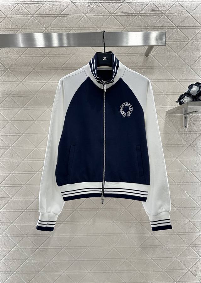 Chrome Hear*2025 New Arrival: Zippered Contrast Jacket and Pants Set. Made from