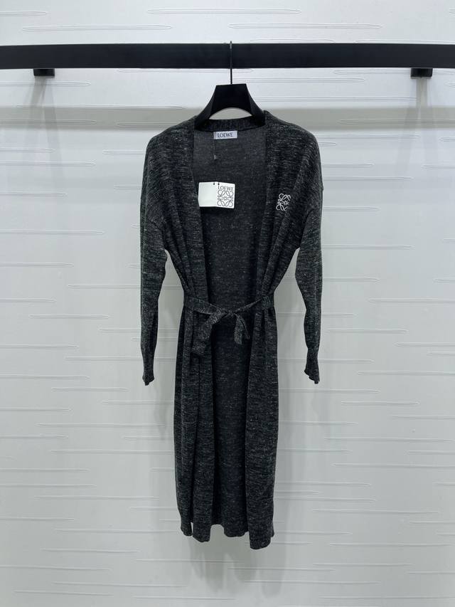 New, original, high-end quality, Loew* 2025 Early Fall collection! Knitted long