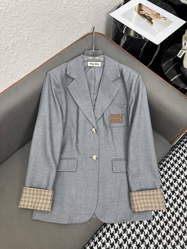 Miumi* 25Ss new checkered cuff suit jacket with letter patch embroidery on the u