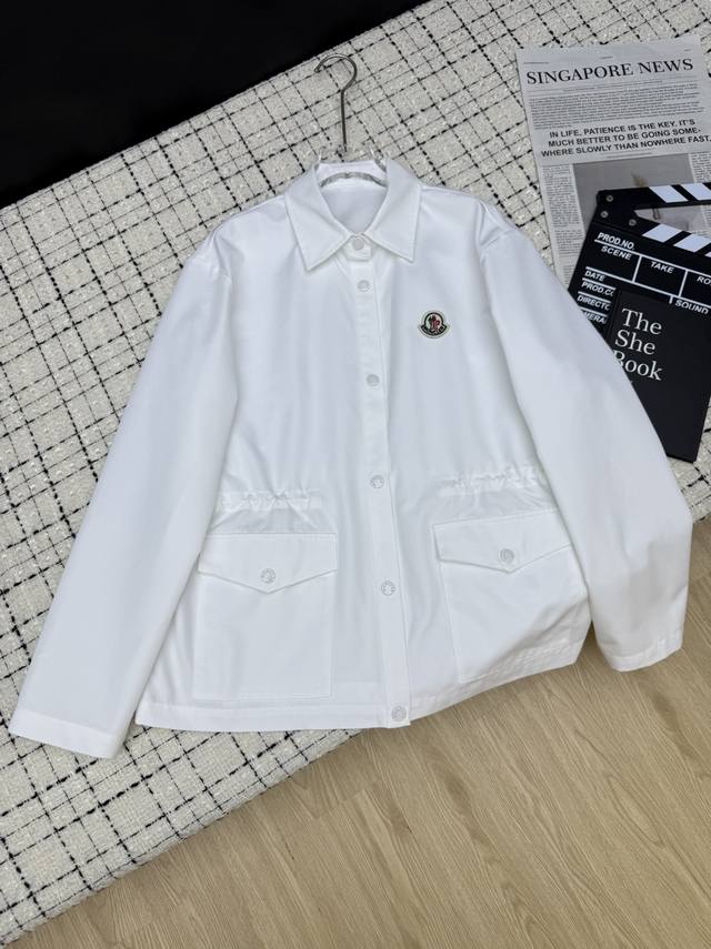 Practical and stylish. 25 autumn and winter lapel drawstring jacket. A must-have