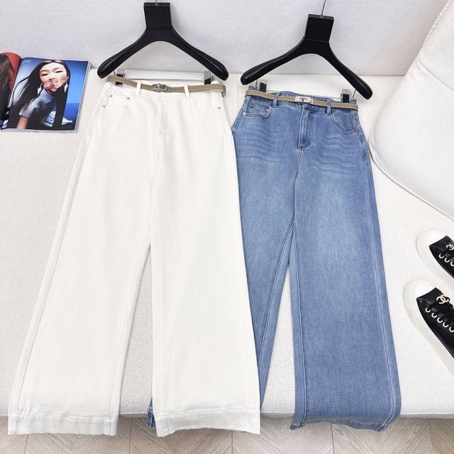 Old Money Style Outfits Her 25Ss Early Fall's latest vintage distressed blue was