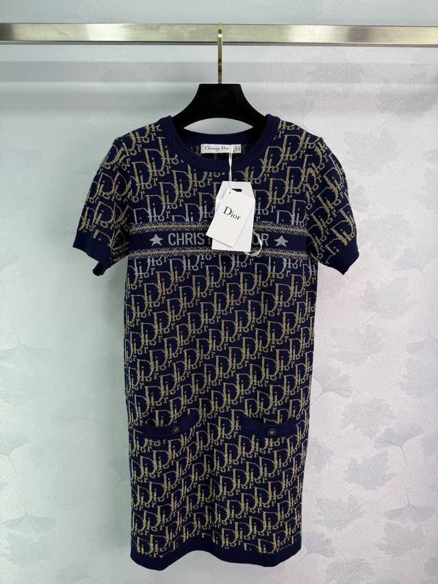 Dio* 2025 Early Fall new style knitted short-sleeved dress with contrasting gold