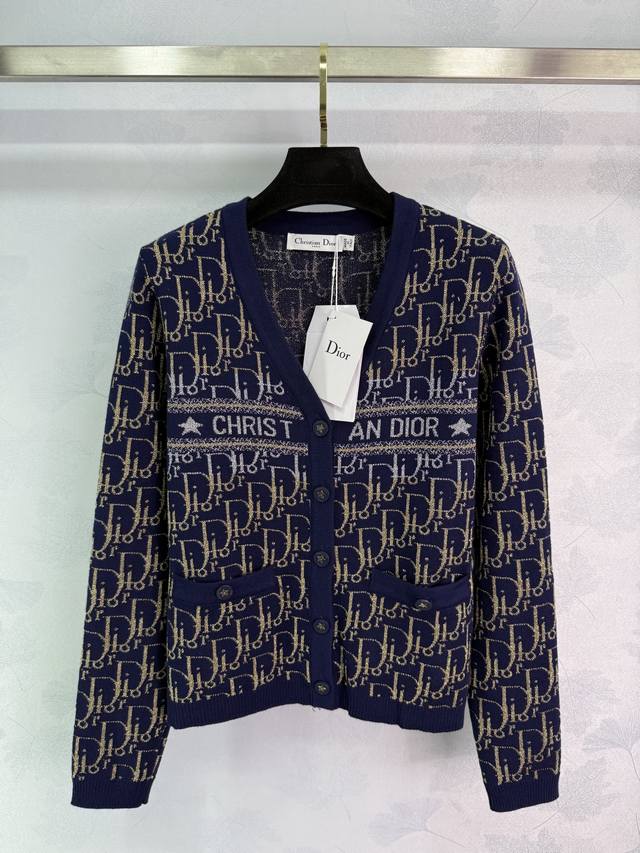Dio* New 2025 Early Fall V-neck knitted cardigan with contrasting gold monogram