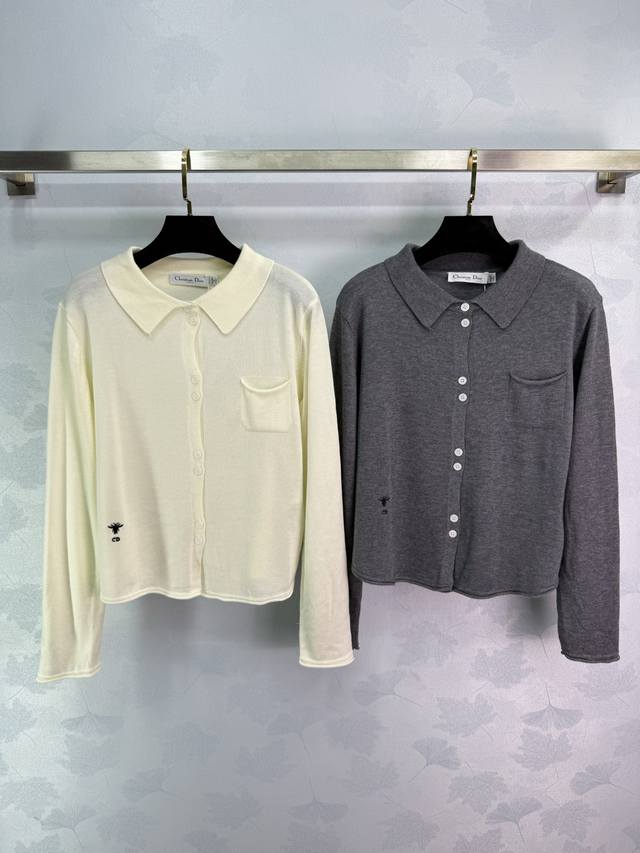 Dio*25 New Early Fall Knitted Polo Neck Top with Bee Embroidery on the Right Sid