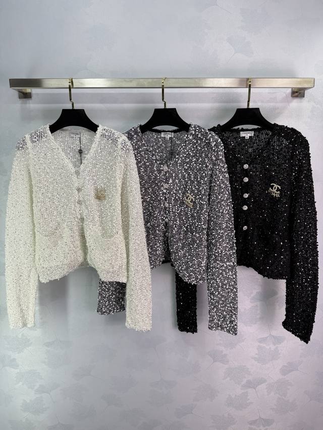 Ch*2025 Early Autumn New Sequin Knit Cardigan V-neck design with pearl buttons a