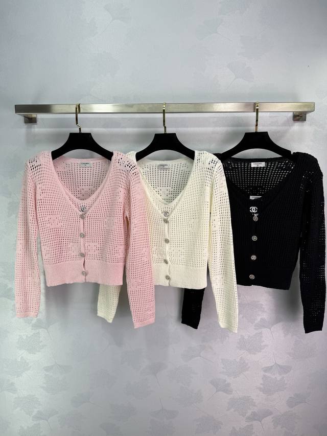 Ch*25 New early fall hollow knit cardigan suit with vest. Exquisite hollow patte
