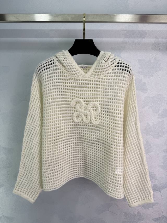 Loe*25 Early Fall new hollow knit sweater with three-dimensional four-leaf clove
