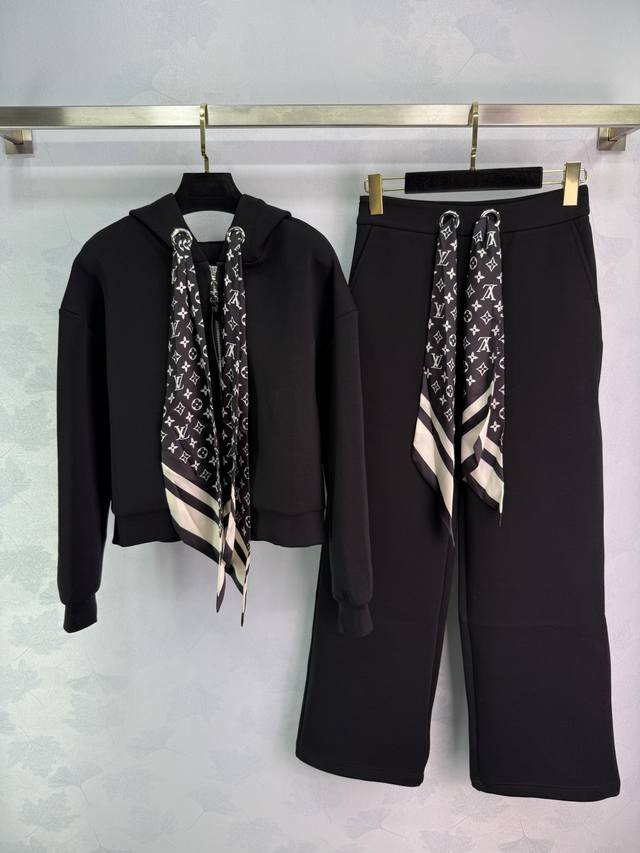 Lou* 2025 Early Fall New Silk Scarf Hoodie and Pants Set! Custom-made imported a