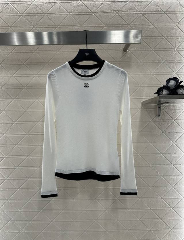 Chane* 2025 New Arrivals: Contrast Color Knit Long Sleeve. Custom-woven from Yb
