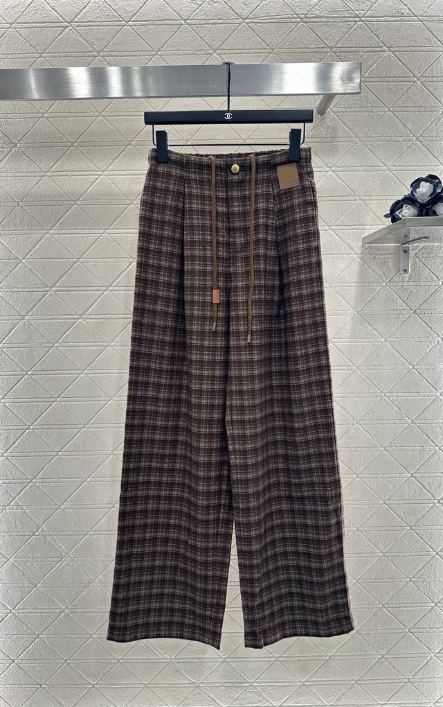 Loew* 2025 new arrivals: plaid drawstring casual wide-leg trousers. Made of cust
