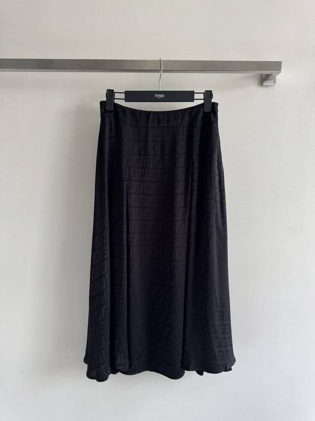 Fend* 25Fw new Fd jacquard skirt, loose A-version fashionable and easy to wear s
