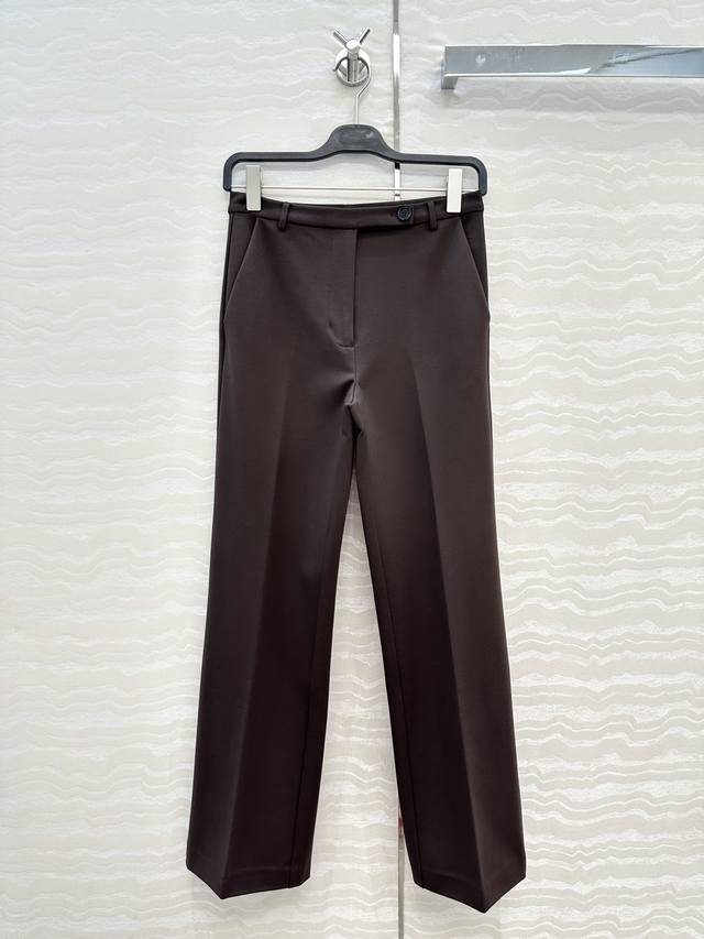 Exclusive, original quality, Miu-inspired, fashionable wear for the intellectua