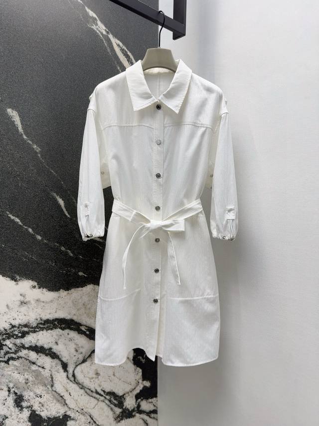 Her 25Ss Spring/Summer new arrival: H-patterned jacquard shirt-collar tie dress.