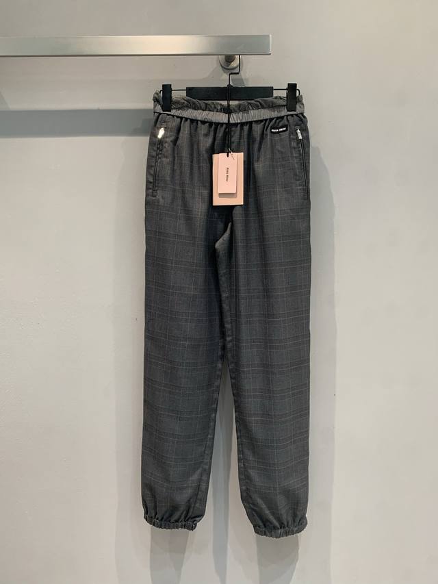 Original development of Miumi* 2025 early fall new stylish retro plaid wool cuf