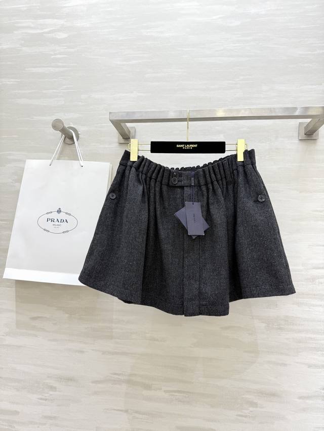 Prad2 autumn and winter new gray wool skirt customized wool fabric is thick and