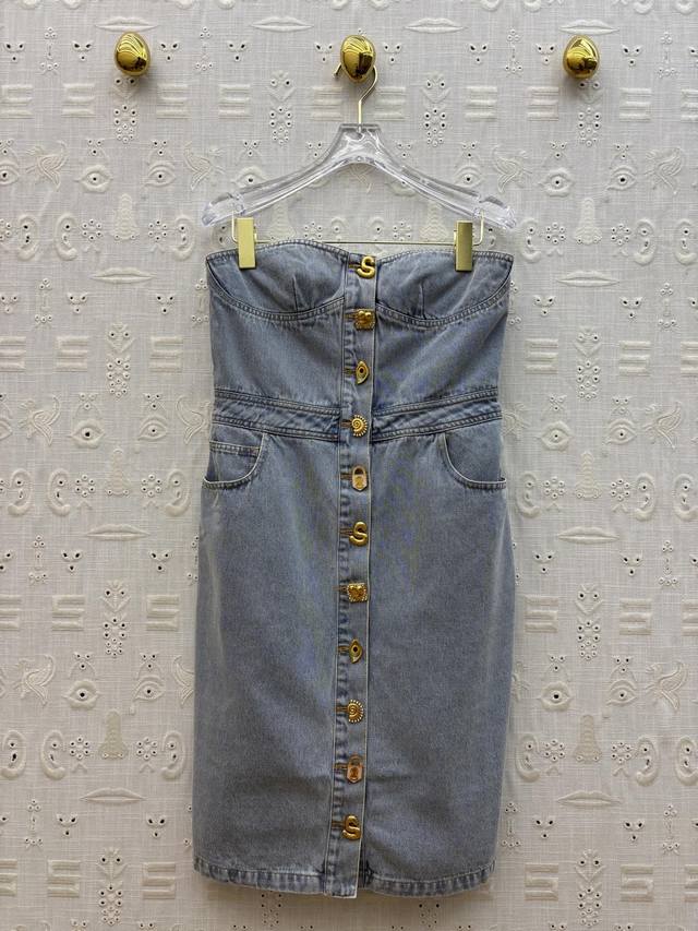 Sch 25 New Early Autumn Denim Tube Top Dress with Special-Shaped Buttons. The si