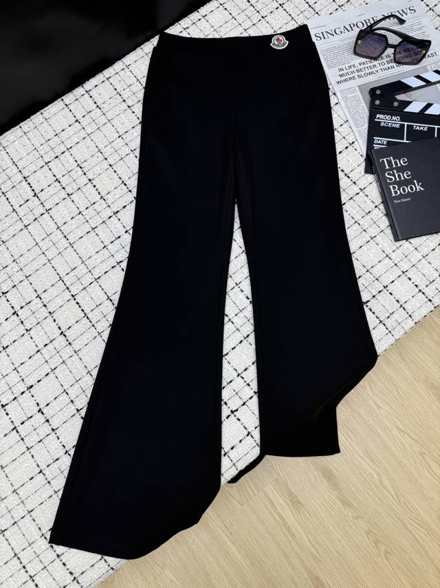 Leg-lengthening artifact Monocle*25 new waist logo embellished trousers super le