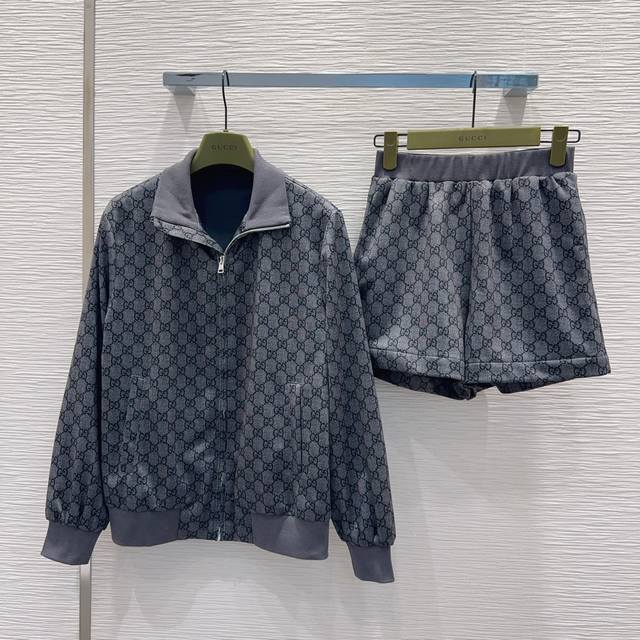 Gucc*I's new 2025Fw Monogram print is stylish, understated, and luxurious! The v