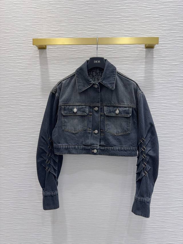 Christian Dio* 2025Fw new suit with distressed denim, high-value, and a full ran