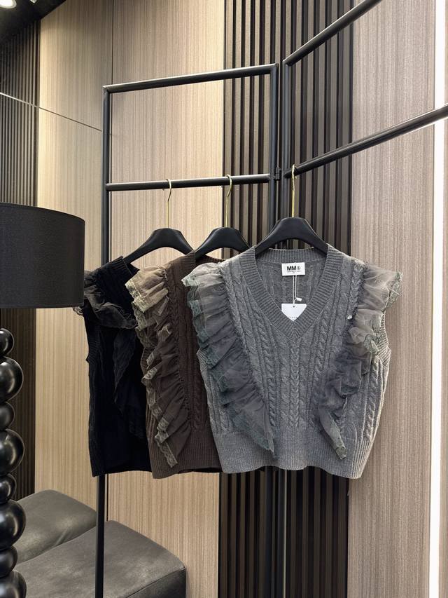 Mm6 2025 autumn and winter new style, fashionable and versatile, 70% high-qualit