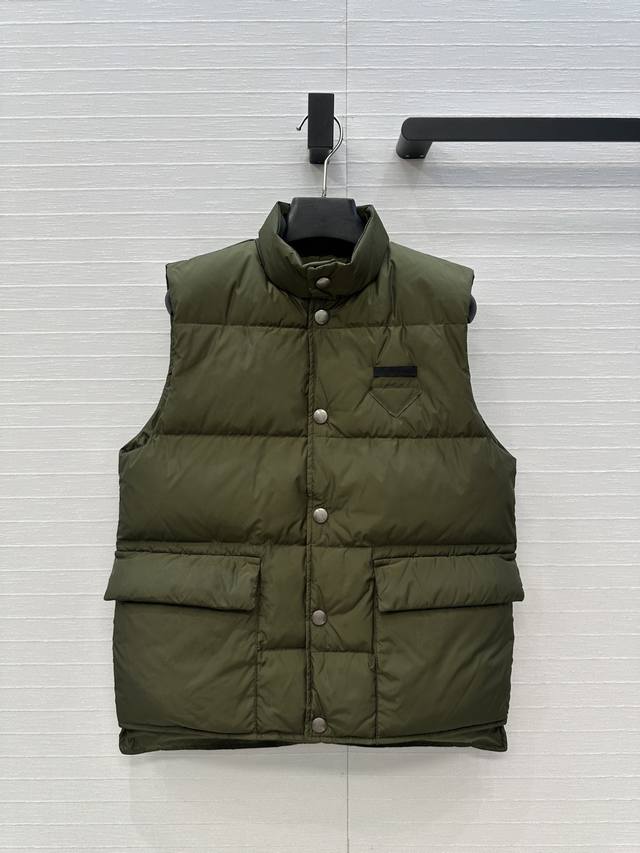 Highly recommend Prad*'s American street style! This black label workwear down