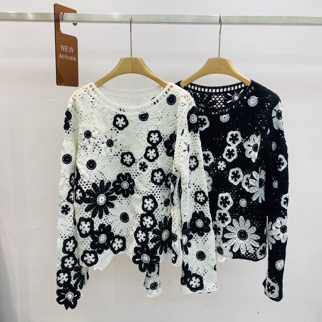 New heavy-duty hollow hook wool sweater round neck high-quality long-sleeved to
