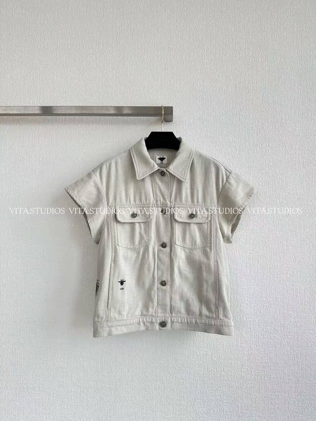 Hot item in stock Painted beach resort island print denim vest Made of linen cot