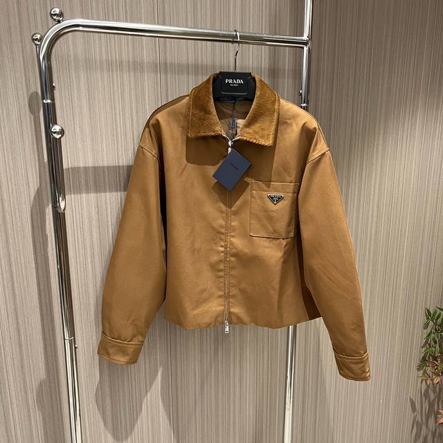 New recommended corduroy collar splicing casual jacket jacket chest pocket clas