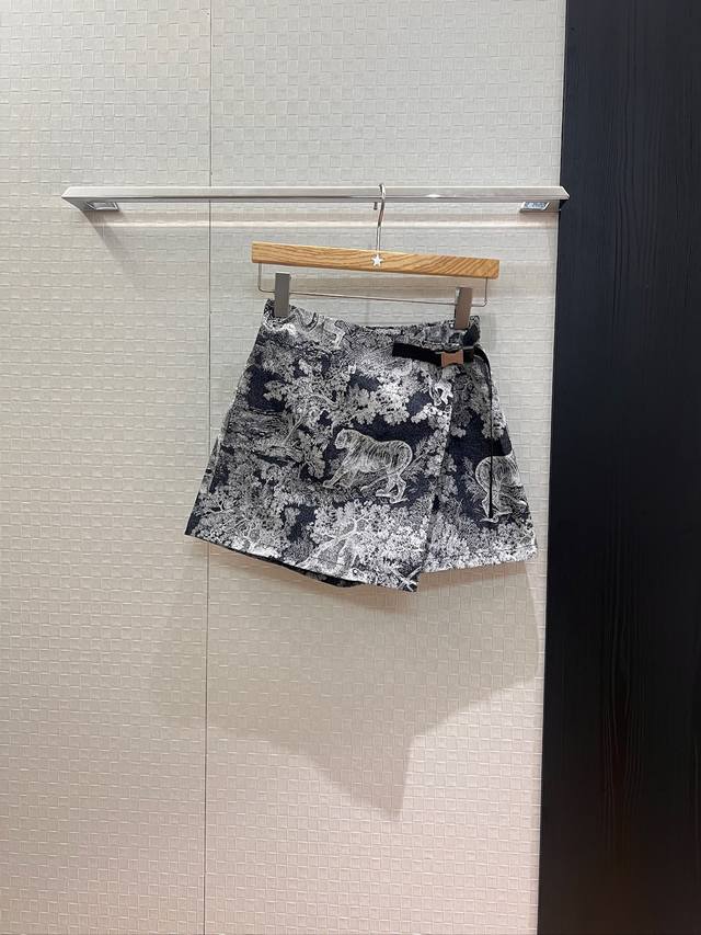 New Recommendation Dark Blue Series Asymmetrical Skirt Button Decoration Skirt